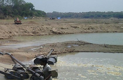 Illegal sand mining: Tractor driver held for killing MP forest officer