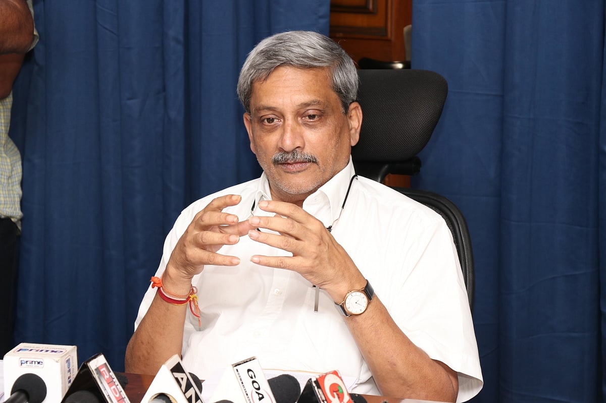 Parrikar clearing files from AIIMS; BJP yet to reach consensus on new Goa CM