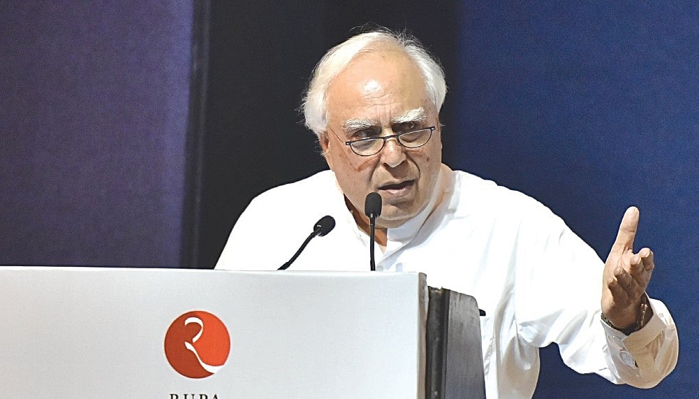 Congress: Reliance Defence couldn’t have been chosen for Rafale deal without Modi Govt’s approval