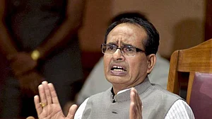 ₹3,000 crore scam hits Shivraj govt ahead of state polls in December