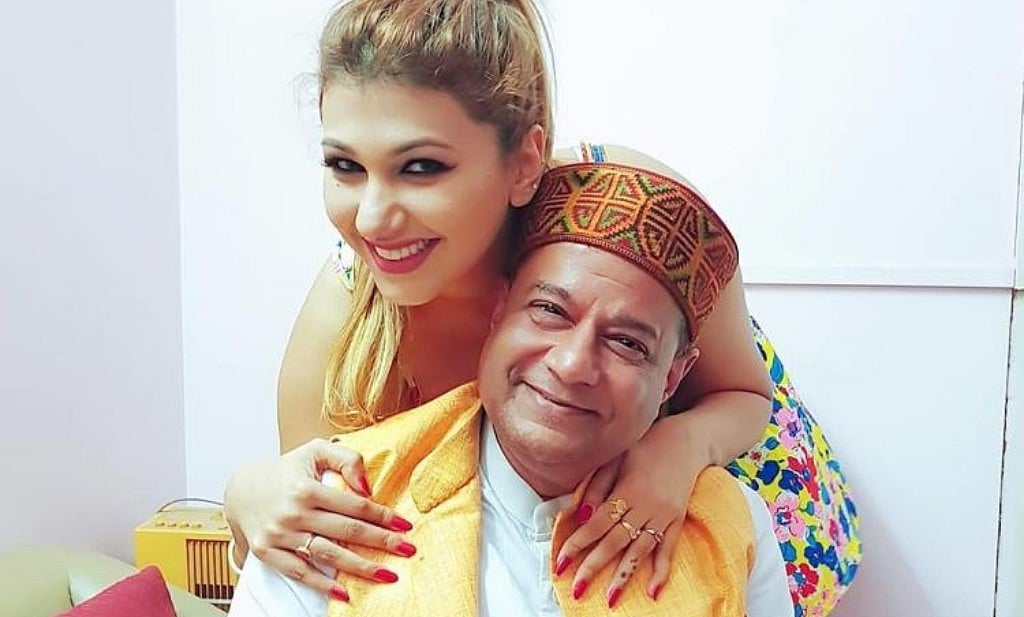Anup Jalota dating  Jasleen: A lie scripted by Bigg Boss 12?