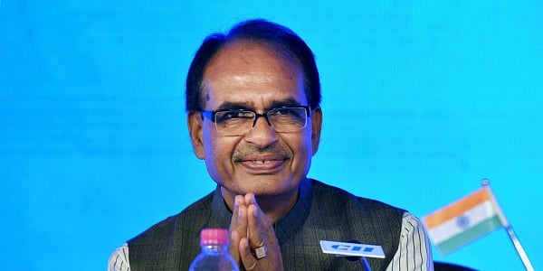  Protesters fly black balloons against MP CM;  balloon seller arrested 