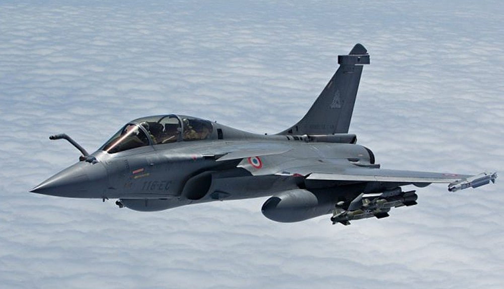 Former HAL chief contradicts Sitharaman, says could have built Rafale jets; report