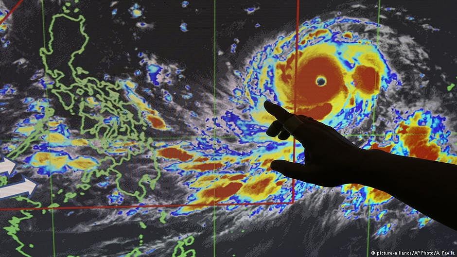 Monster typhoon Mangkhut races towards the Philippines, south China