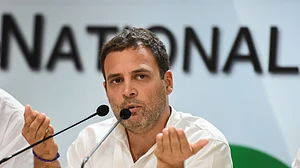 Rahul: Jaitley met Mallya for 15 mins in Parliament; Modi should explain why