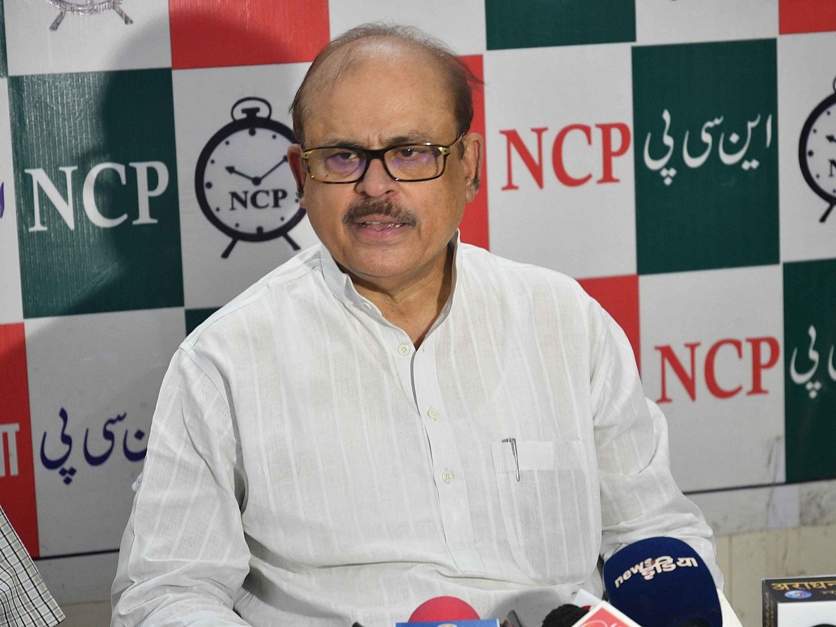 Tariq Anwar quits NCP, LS after Pawar backs BJP government on Rafale deal