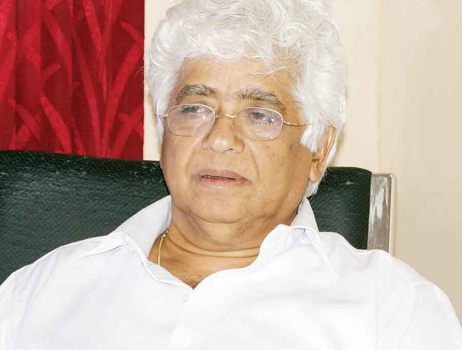 Congress: CM absent, key ministers sick, dismiss Goa government
