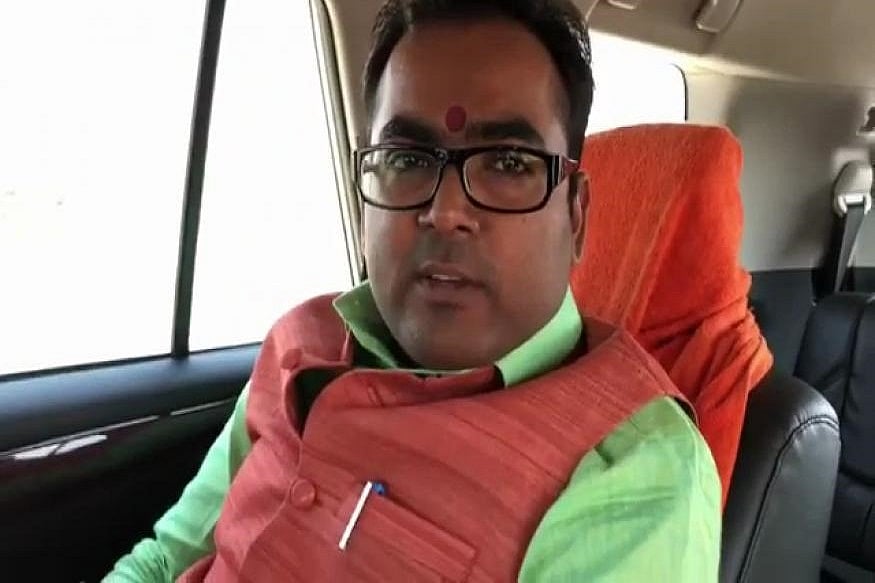 Uttar Pradesh: Under Yogi raj, BJP MLA thrashes mining officer, demands bribe