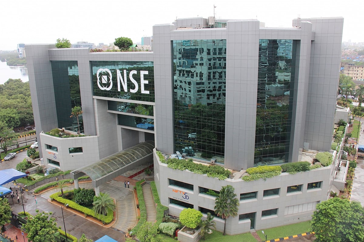 Rupee on an all time low, BSE Sensex loses over 170 points