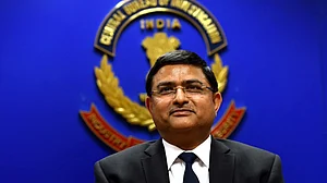 CBI bribery case against top officer Rakesh Asthana based on messages, call records