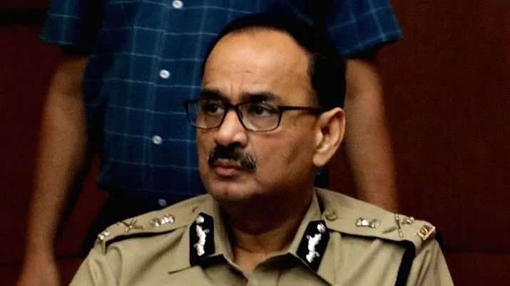 Coup in the CBI: Govt scrambles to buy time in the Supreme Court  