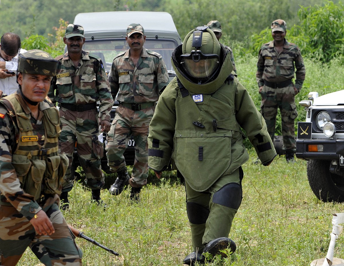 Lucknow: Army disposes 555 bombs buried underground for past 14 years  