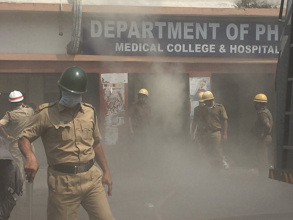 West Bengal: Fire at Kolkata Medical College Hospital, 250 patients evacuated