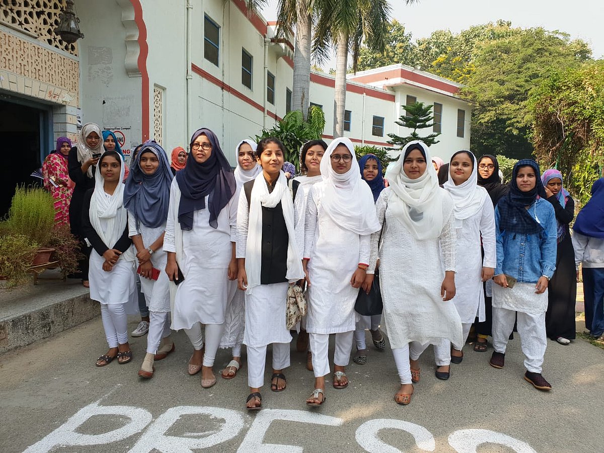 Afreen Fatima is a symbol of modern thinking girls in Aligarh Muslim University      