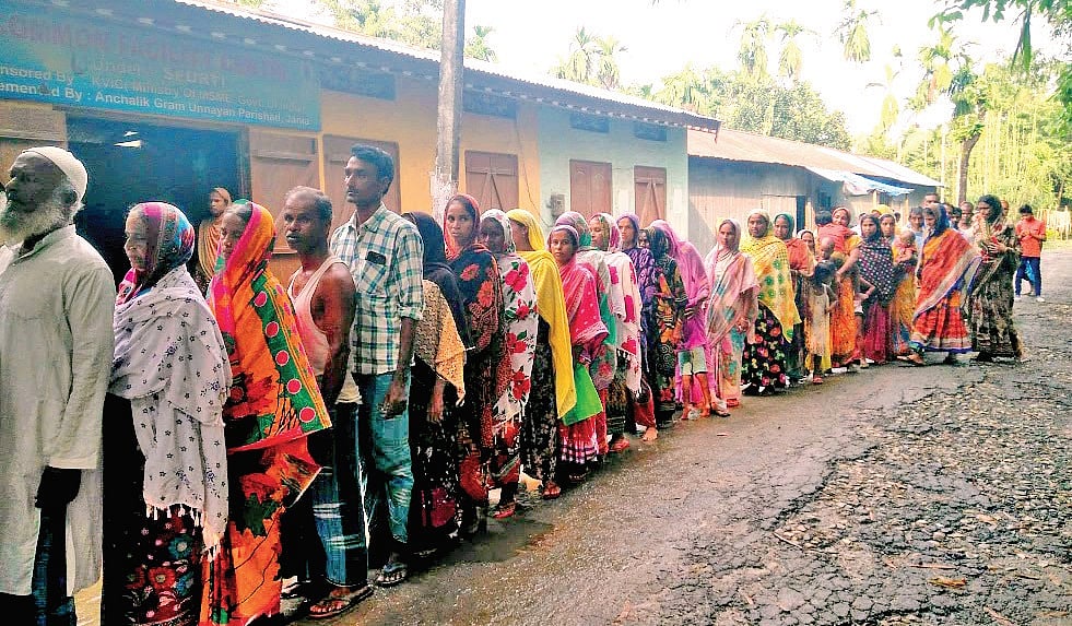  Muslims receive aid from Hindus at NRC Seva Kendras in Assam