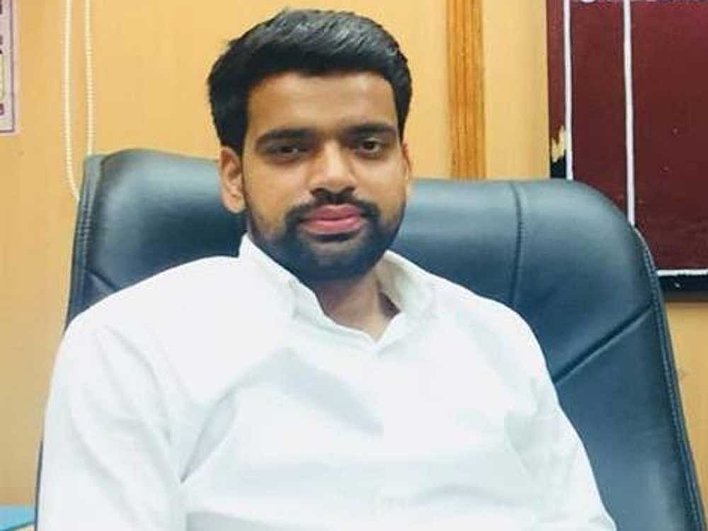 Delhi University files police complaint against Baisoya for submitting fake degrees