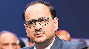 Modi vs CBI: CVC finds nothing substantial against chief Alok Verma