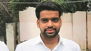 ABVP sacks DUSU president Ankiv Baisoya in fake degree case