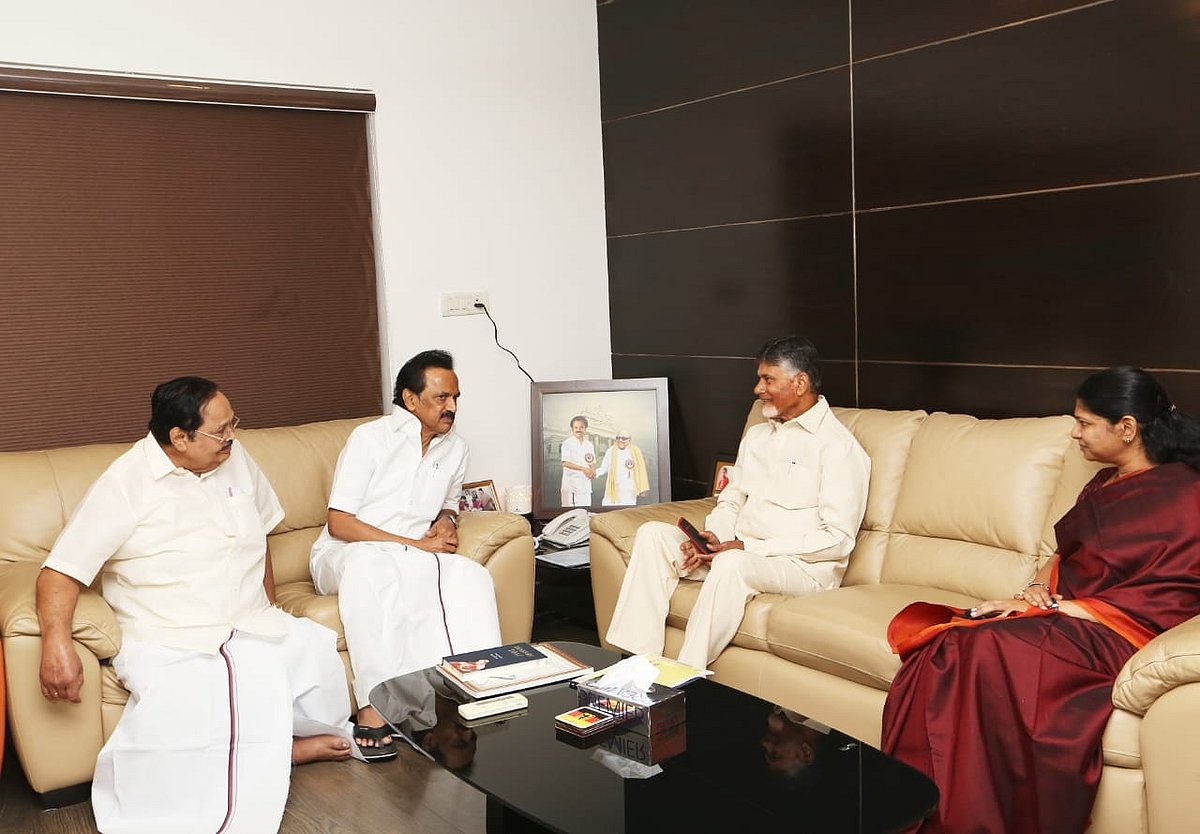 Naidu meets Stalin, wants opposition parties to set aside differences  