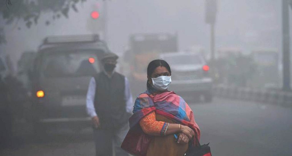 Overcast skies in Delhi; Govt reviewing ‘severe’ pollution condition in Capital