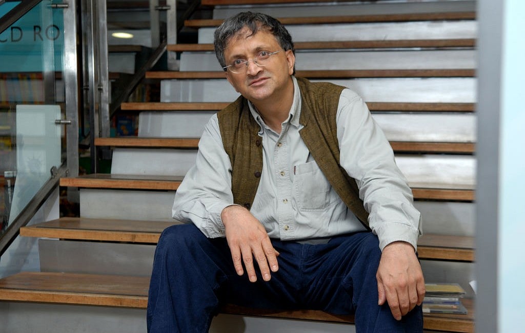 Guha won’t teach at Ahmedabad Varsity after ABVP protests his appointment