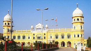 Indian officials barred from entering gurdwaras in Pakistan