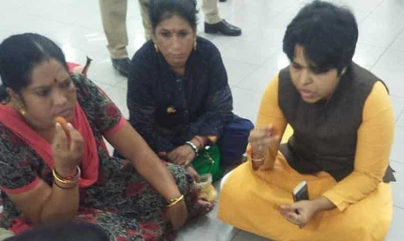 Sabarimala: Trupti Desai still stuck in the airport after 7 hours; buses begin to ferry devotees