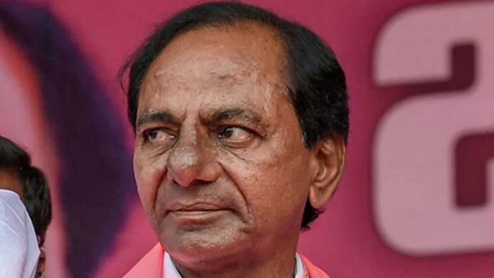 KCR announces Rs 10,000 per acre compensation for crop losses