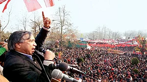CPI(M) leader Tarigami, calls for united struggle against NDA’S anti-labour policies