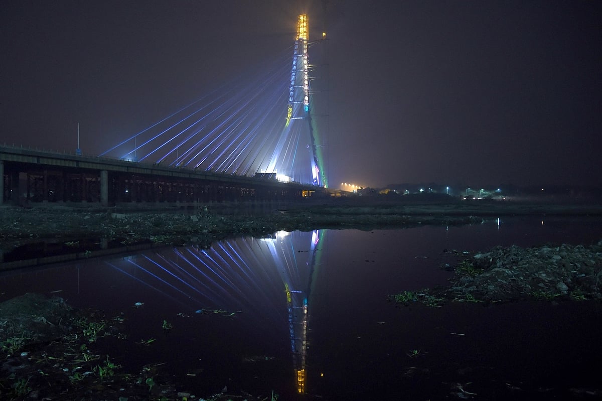 Delhi gets Signature Bridge, after fracas at site  