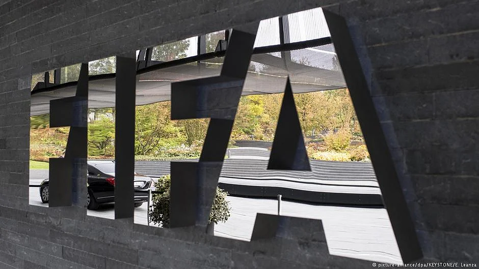 FIFA probe: Switzerland suspends top economic crime prosecutor