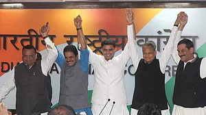 Congress announces Gehlot as CM, Pilot as deputy CM in Rajasthan