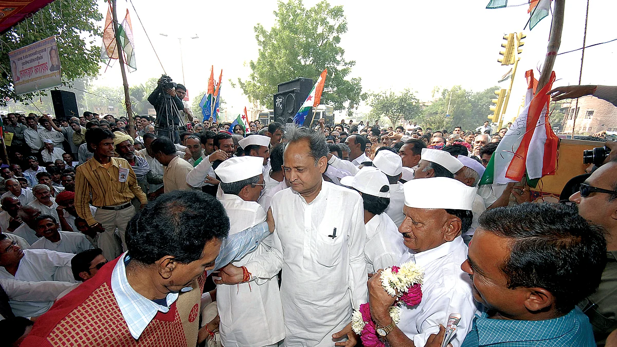 Rajasthan: How Gehlot fulfilled promises and Vasundhara govt remained ineffective
