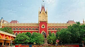 TMC leaders held by CBI to remain in custody as hearing in Calcutta HC remains inconclusive