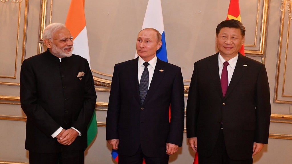 Twitter/ <a href="https://twitter.com/narendramodi">@<b>narendramodi</b></a>