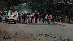 Police constable killed by mob in UP