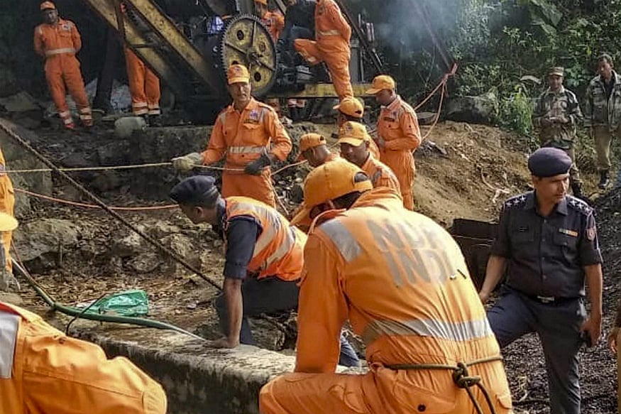 Rahul Gandhi: PM Modi poses for cameras while miners struggle for survival in Meghalaya