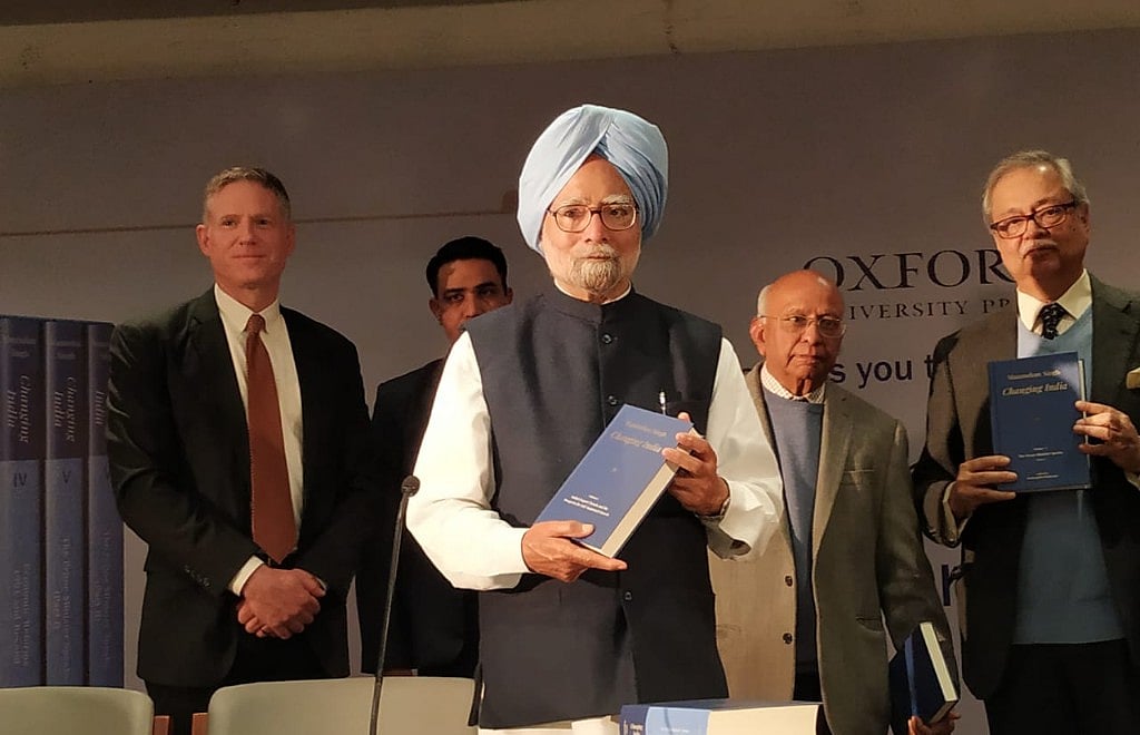 Manmohan Singh takes a dig at PM Modi, says was not afraid of talking to press