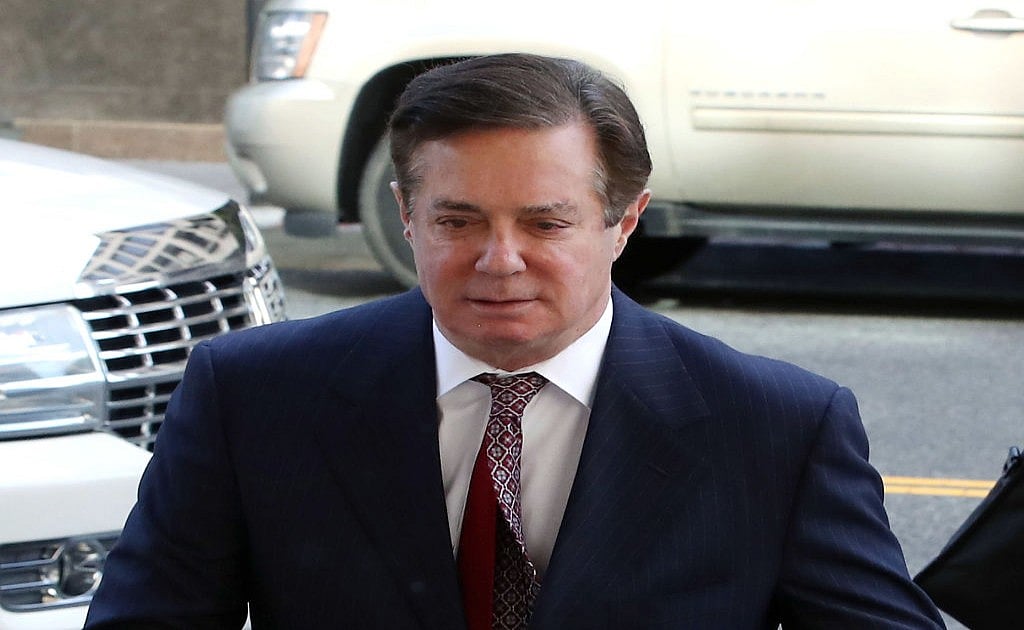 Trump’s campaign manager Manafort tried to broker deal to handover Assange to US