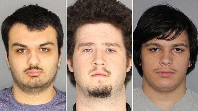 4 charged with possession of weapons and for ‘plotting’ against Muslims in New York