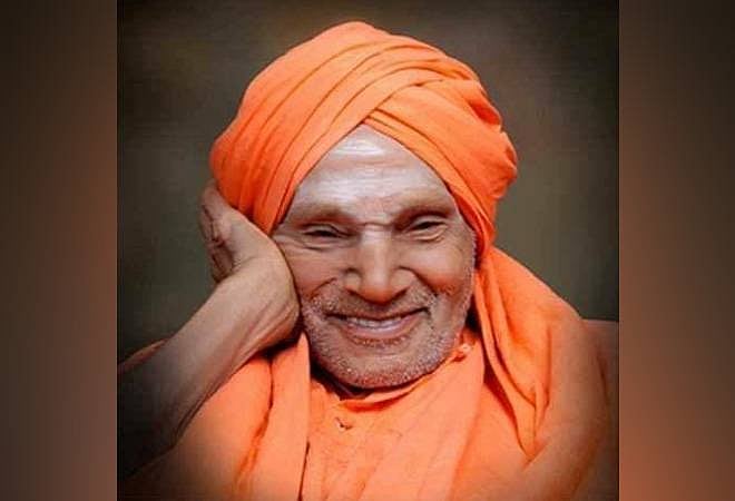 ‘Walking God’ Siddaganga seer Shivakumara Swamiji passes away at 111