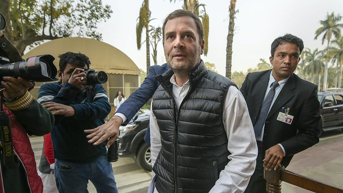 Rahul Gandhi meets Goa CM Manohar Parrikar, enquires about his health