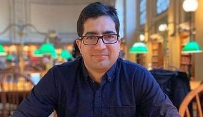Shah Faesal, who quit civil services, seeks ideas from youth for his political career