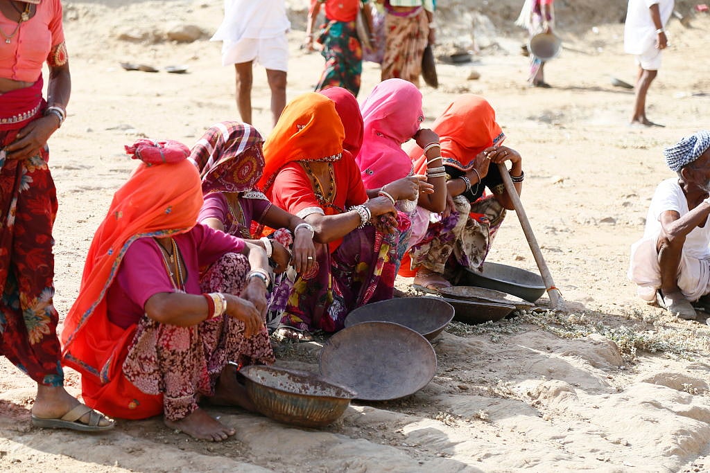Where is ₹6,084 cr promised by the Centre for NREGA payments?