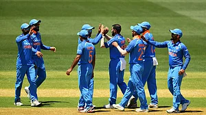 2nd ODI: Shaun Marsh fires Australia to 298/9
