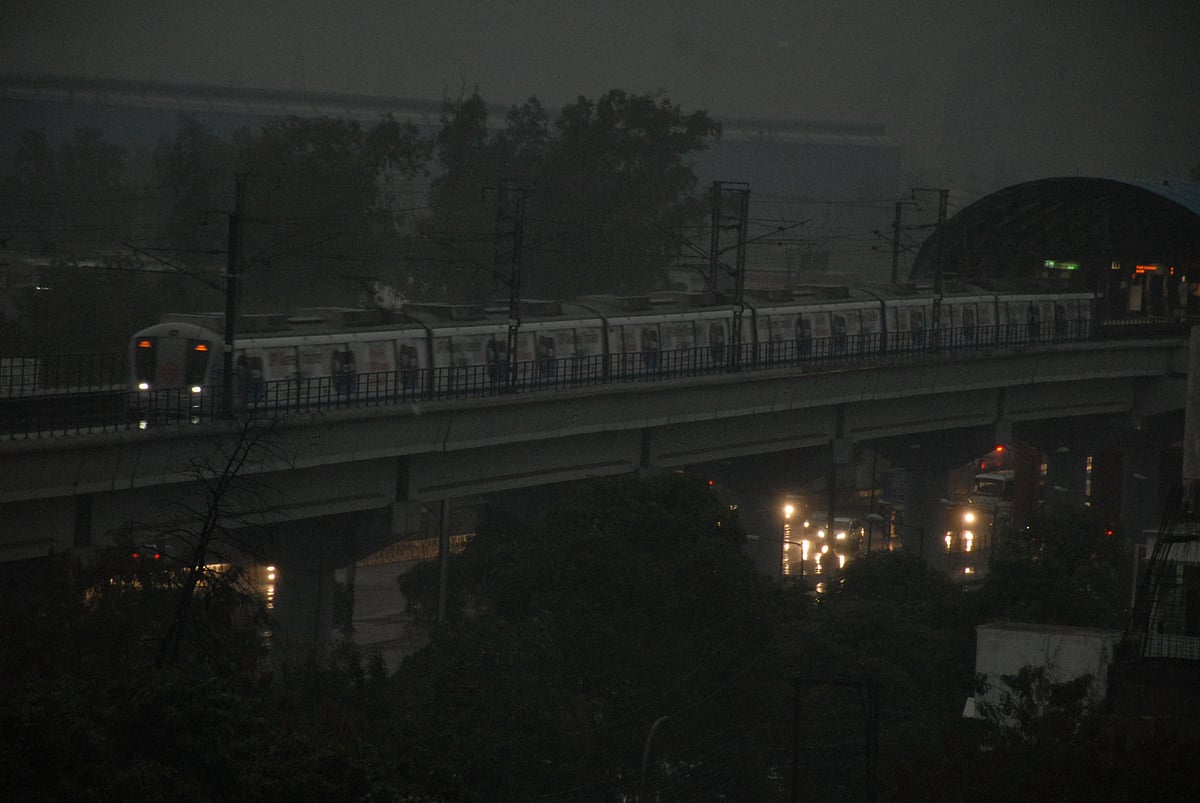 January 22:  Darkness in Delhi  in     pictures and other images from abroad
