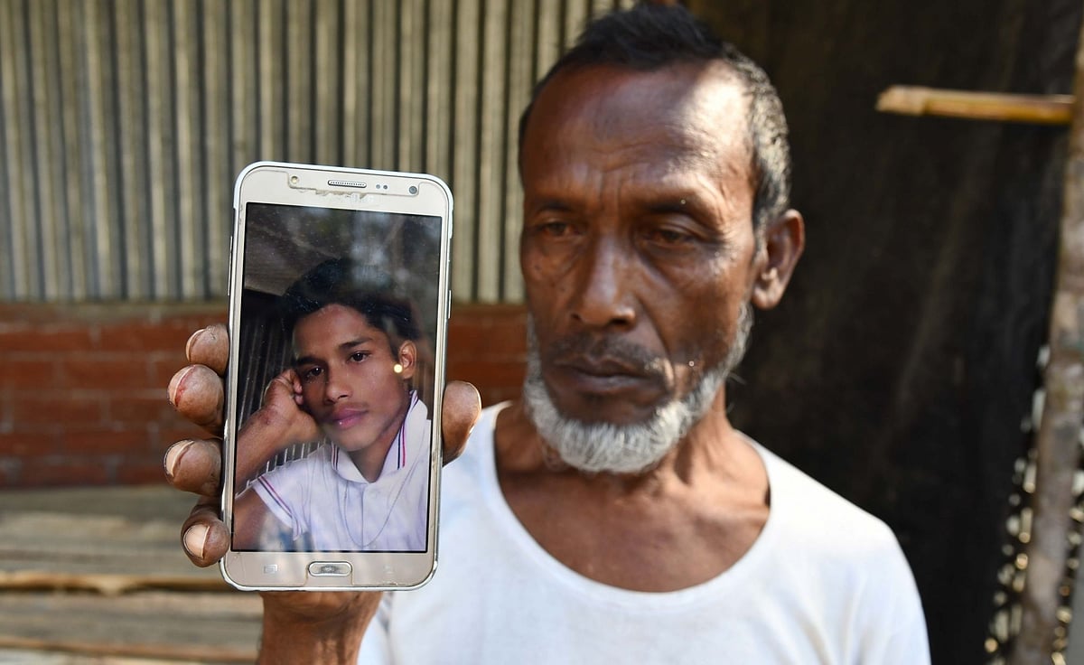 Meghalaya: Trapped miner’s father wants to rappel down  mine to look for son  