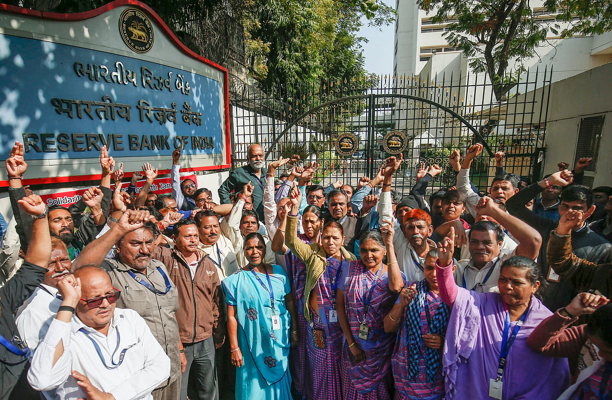 Bank Strike: Cheques valued over ₹20,000 Crore held up, not cleared 