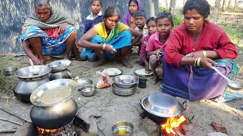 363 million Indians: What Modi forgot, Rahul Gandhi remembered! 