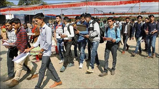 Confusing voters in the name of reservation: 10% EWS quota has many contradictions